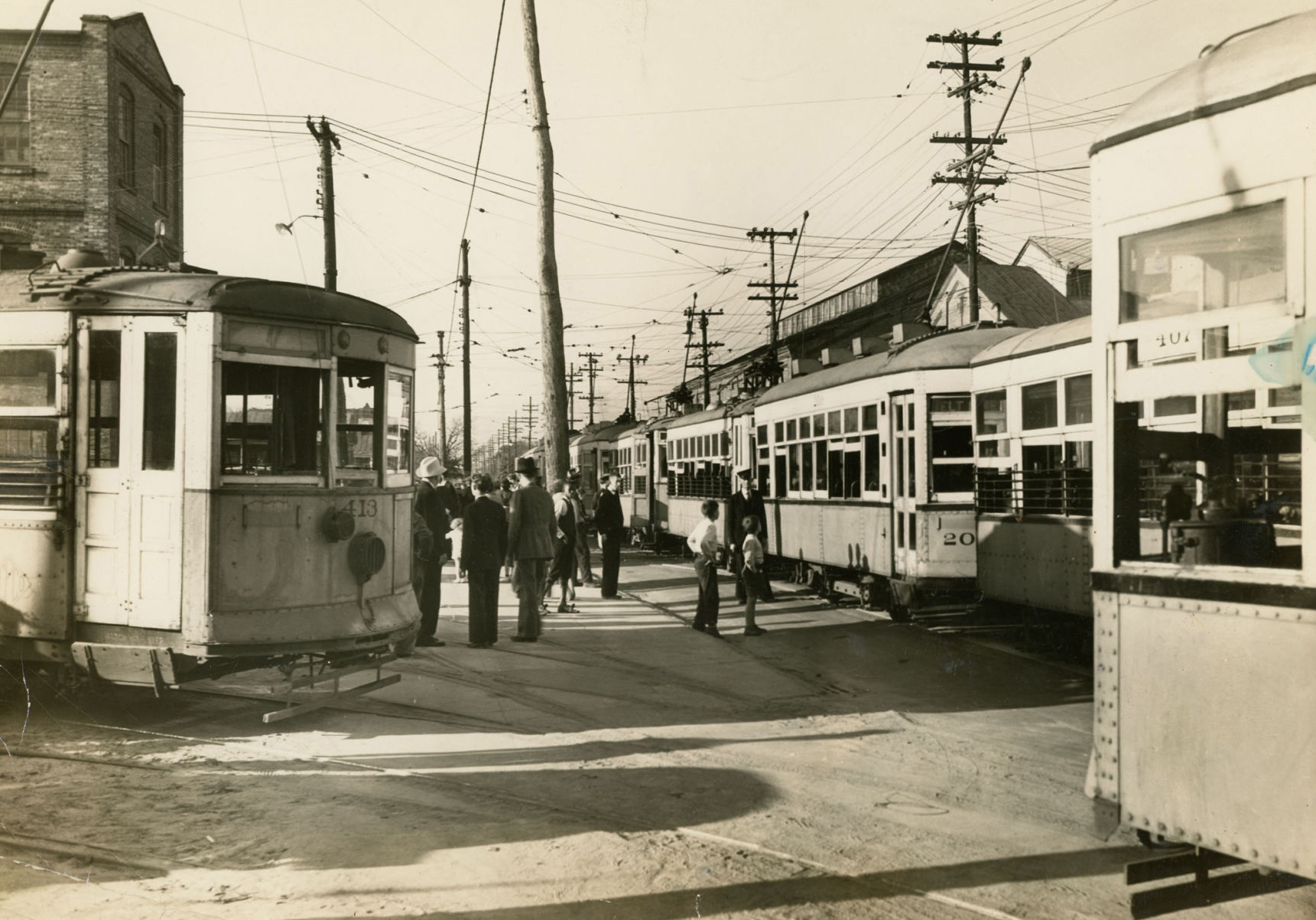 pc-111818-ne-chasrail-20180052_TrolleyCars_300dpi-PRINT.JPG
